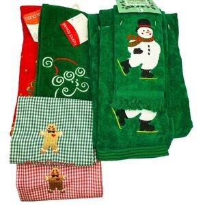 Set of 7 NOS Target Christmas Embroidered Towels Santa Red Green Cotton NWT